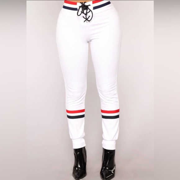 Fashion nova rare set xl - Picture 5 of 9